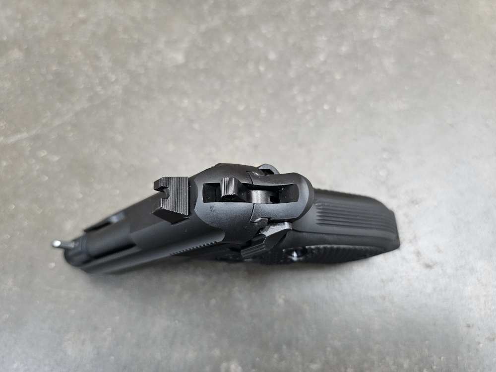 USED Beretta 30X Tomcat Do It Yourself .32 ACP/32 Auto 2.8" 8-Rd J30X32R8TB-img-3