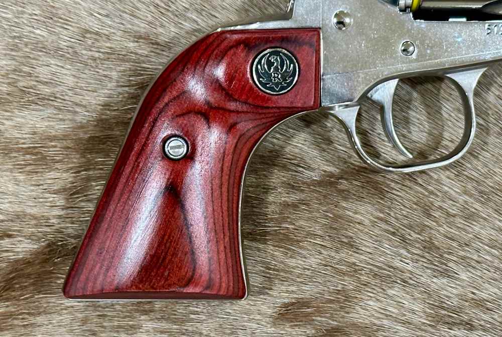 CONSECUTIVE SERIAL NUMBER PAIR OF RUGER VAQUERO STAINLESS 45 COLT 4.62"-img-5