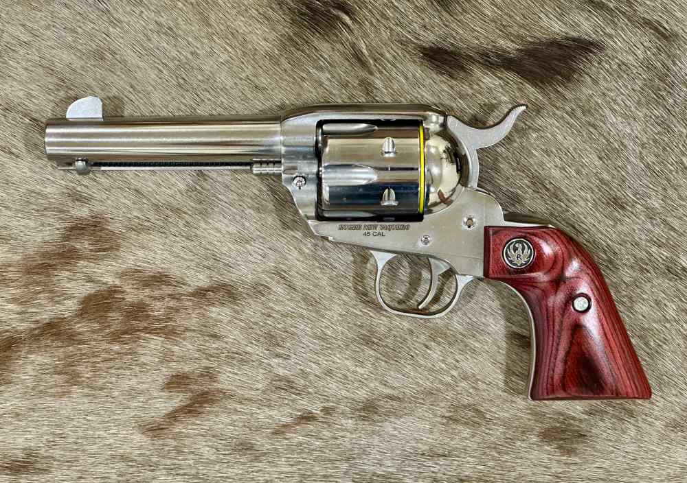 CONSECUTIVE SERIAL NUMBER PAIR OF RUGER VAQUERO STAINLESS 45 COLT 4.62"-img-10