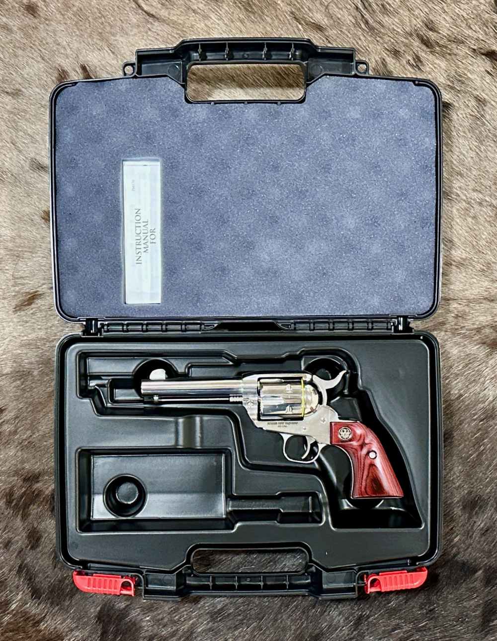 CONSECUTIVE SERIAL NUMBER PAIR OF RUGER VAQUERO STAINLESS 45 COLT 4.62"-img-24