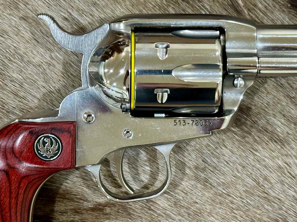 CONSECUTIVE SERIAL NUMBER PAIR OF RUGER VAQUERO STAINLESS 45 COLT 4.62"-img-7