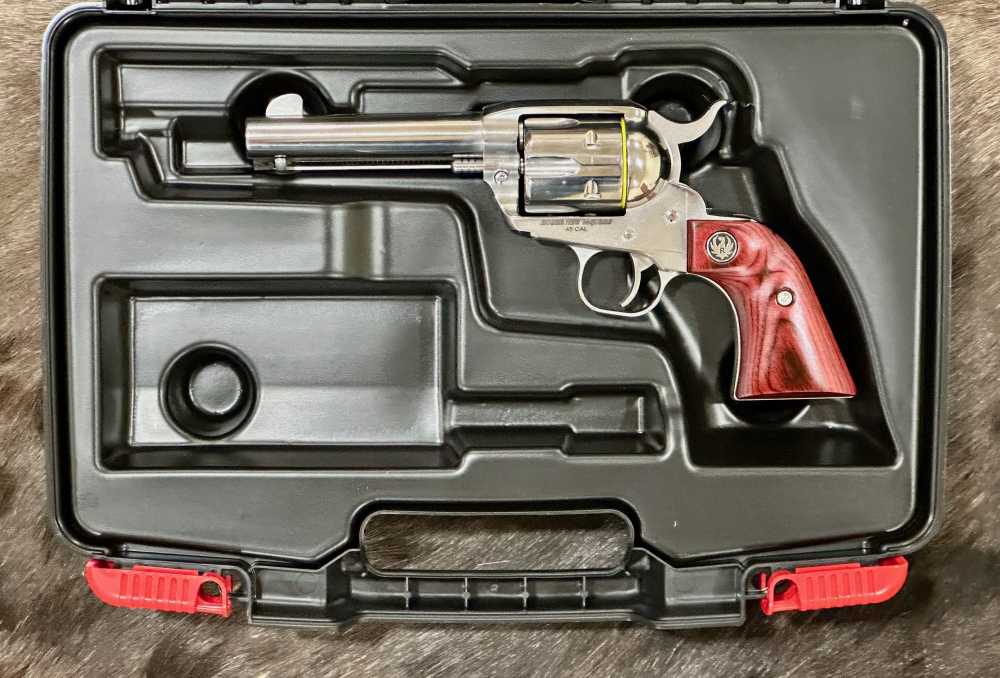 CONSECUTIVE SERIAL NUMBER PAIR OF RUGER VAQUERO STAINLESS 45 COLT 4.62"-img-23
