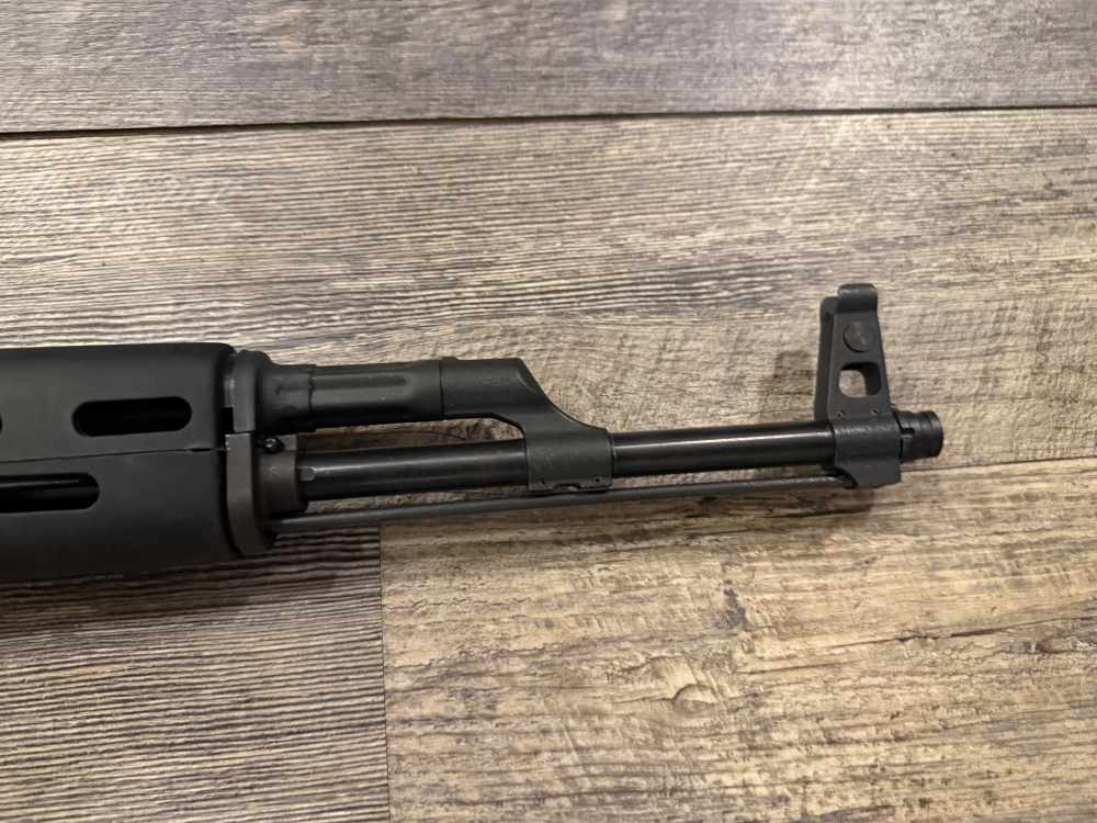 Chiappa Rak 9 with beretta and glock magazine very low round count!-img-10