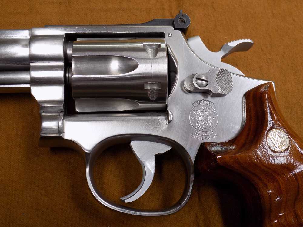 S&W 617 NO DASH .22LR Revolver, Stainless Steel, 6" BBL & 6 Rnd Cap,-img-3