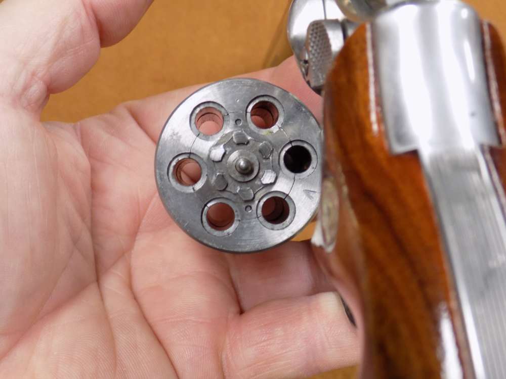 S&W 617 NO DASH .22LR Revolver, Stainless Steel, 6" BBL & 6 Rnd Cap,-img-12