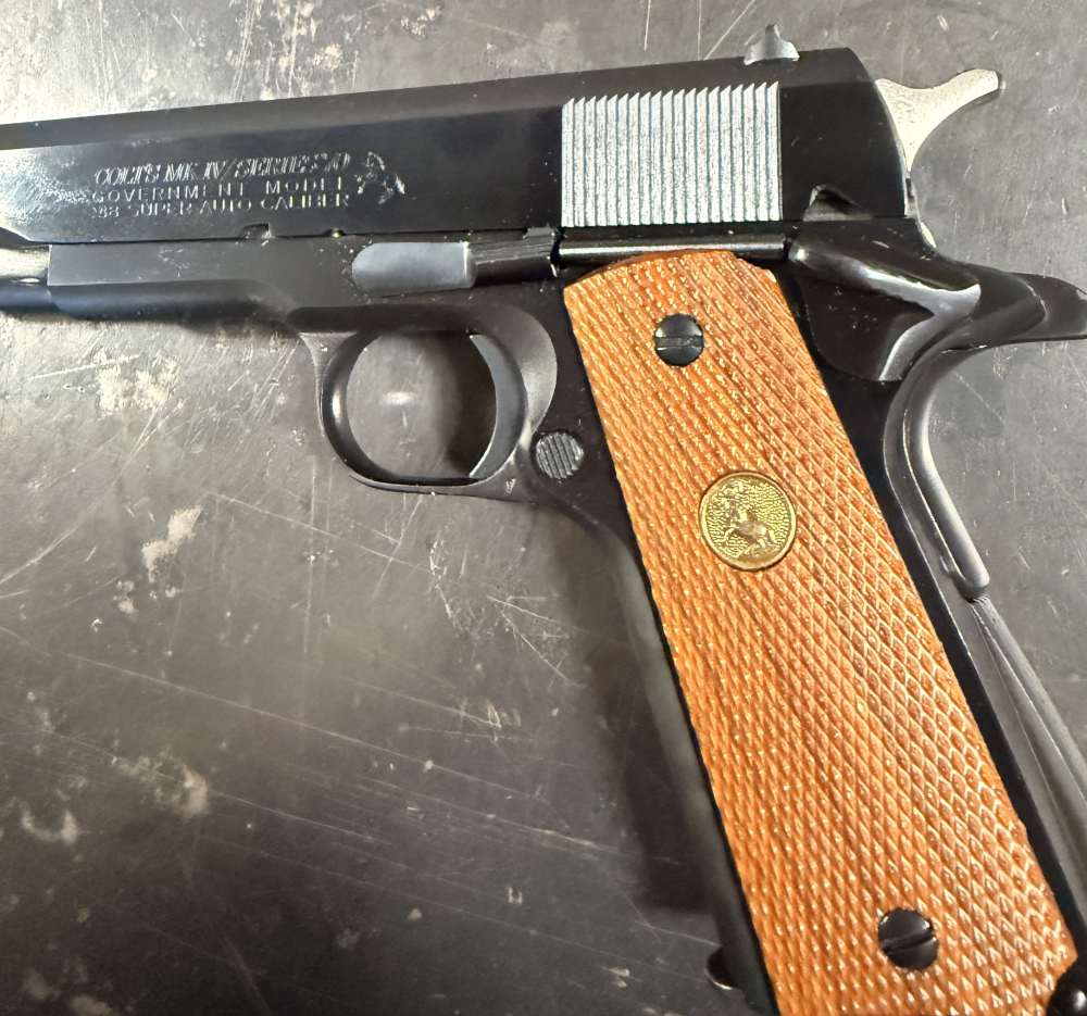 COLT 1911 38 SUPER (Series 70)-img-9