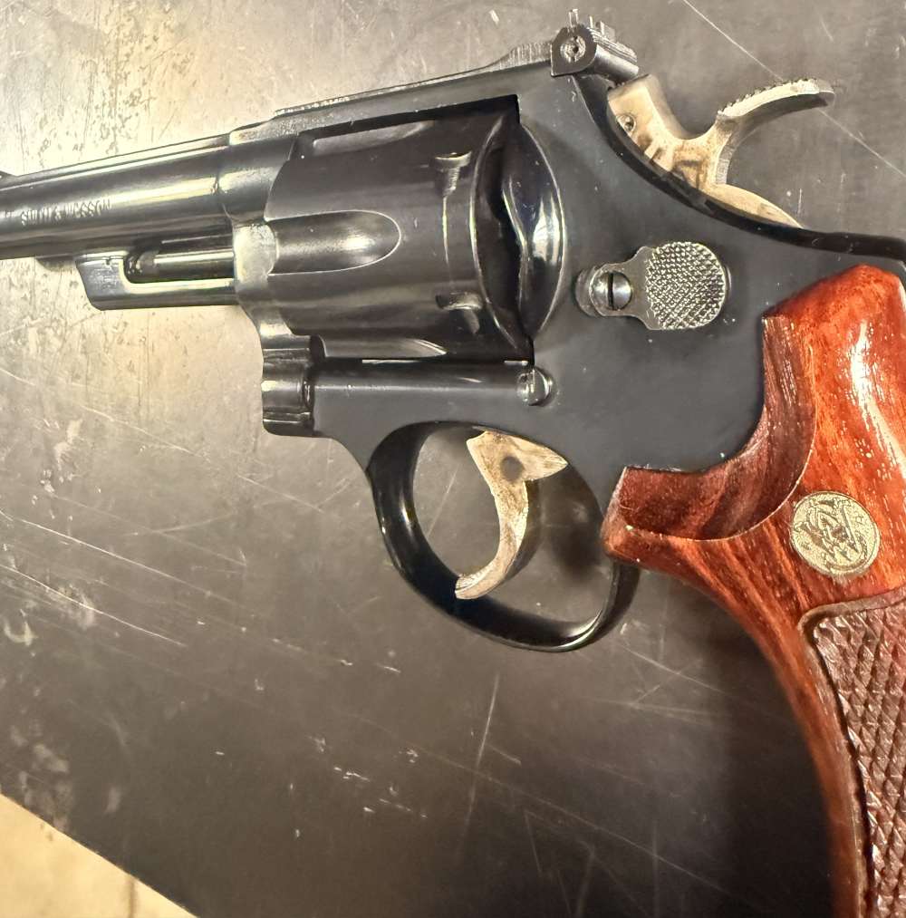 SMITH & WESSON 29-3 44Mag 6" BLUED (LIKE NEW)-img-11