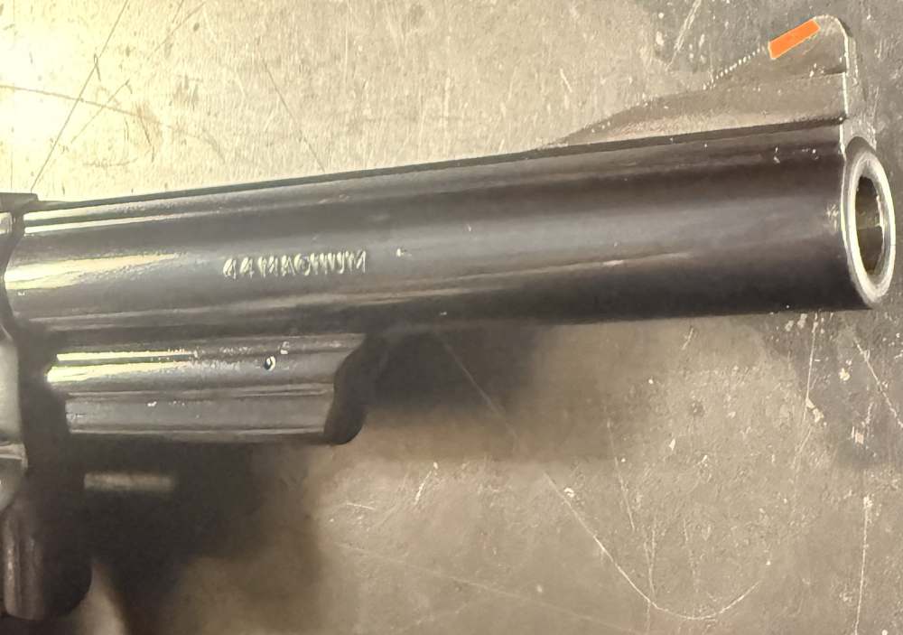SMITH & WESSON 29-3 44Mag 6" BLUED (LIKE NEW)-img-7