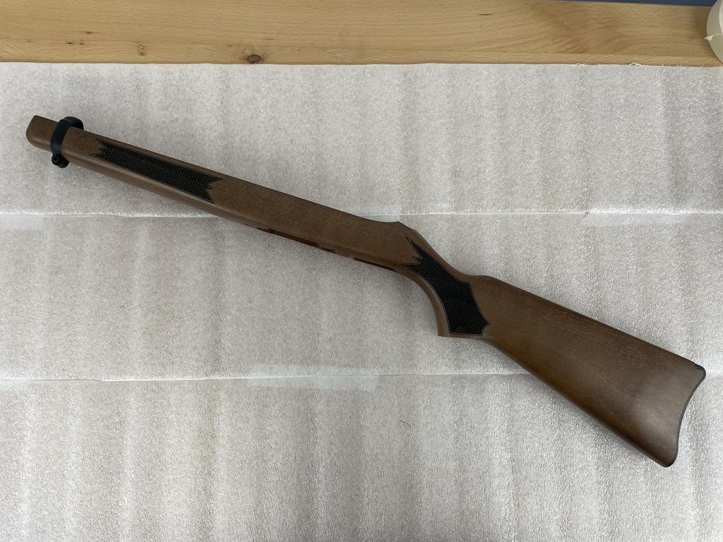 Altamont Wood Grips - Ruger 10-22 Sporter Birch Deer -img-2