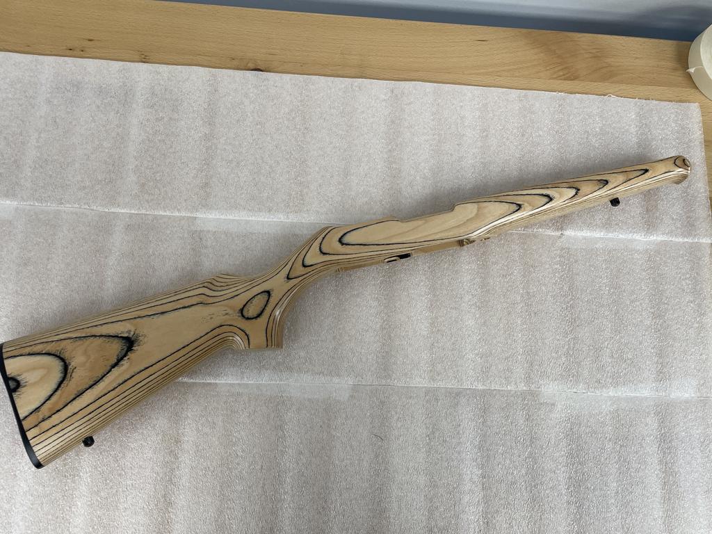 Altamont Wood Grips - Ruger 10-22 Sporter Birch Smooth -img-1