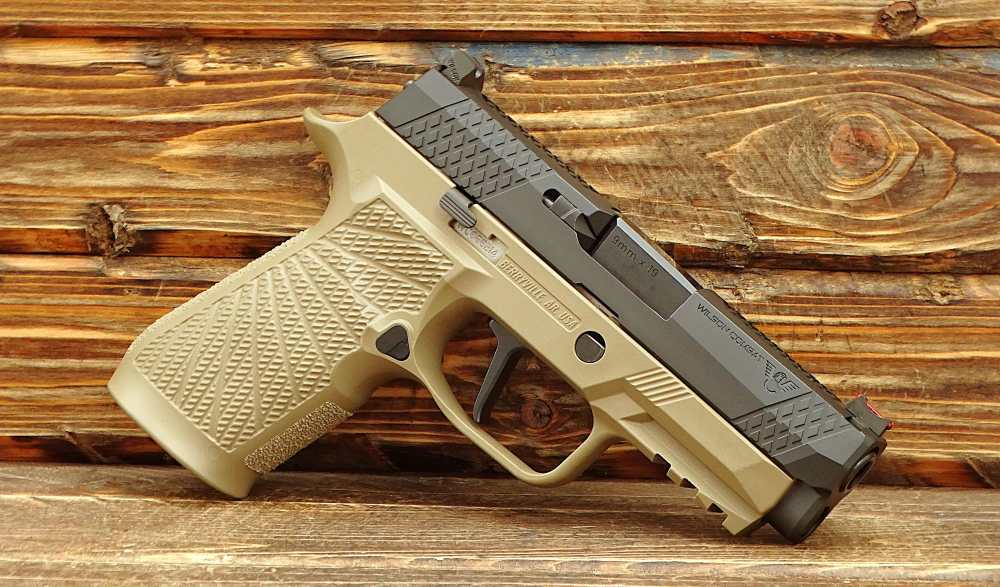 PENNY START, NO RESERVE !  WILSON COMBAT P320 CARRY 9mm-img-0