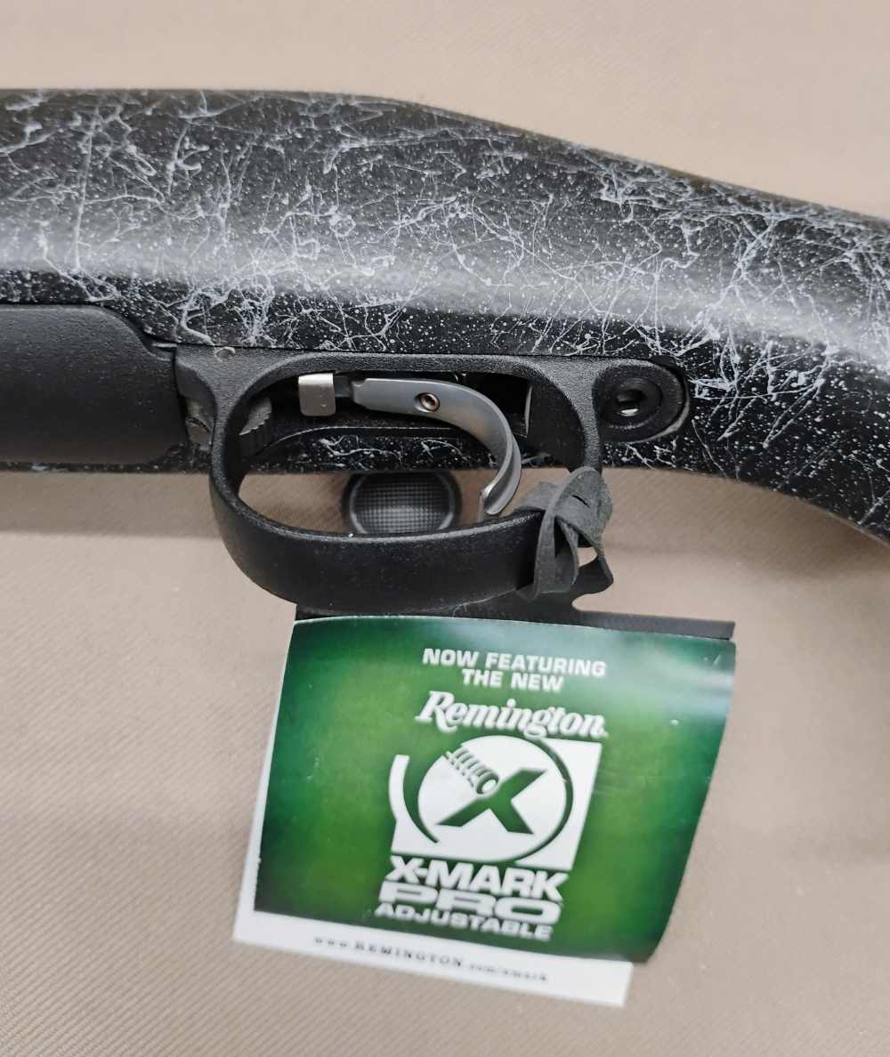 Remington 700 LR 7mm Rem Mag Long Range NIB NOS w/Leupold Rings-img-6