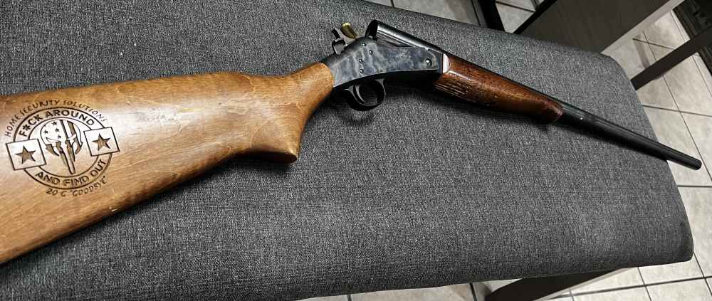 New England Firearms.20g single shot -img-0