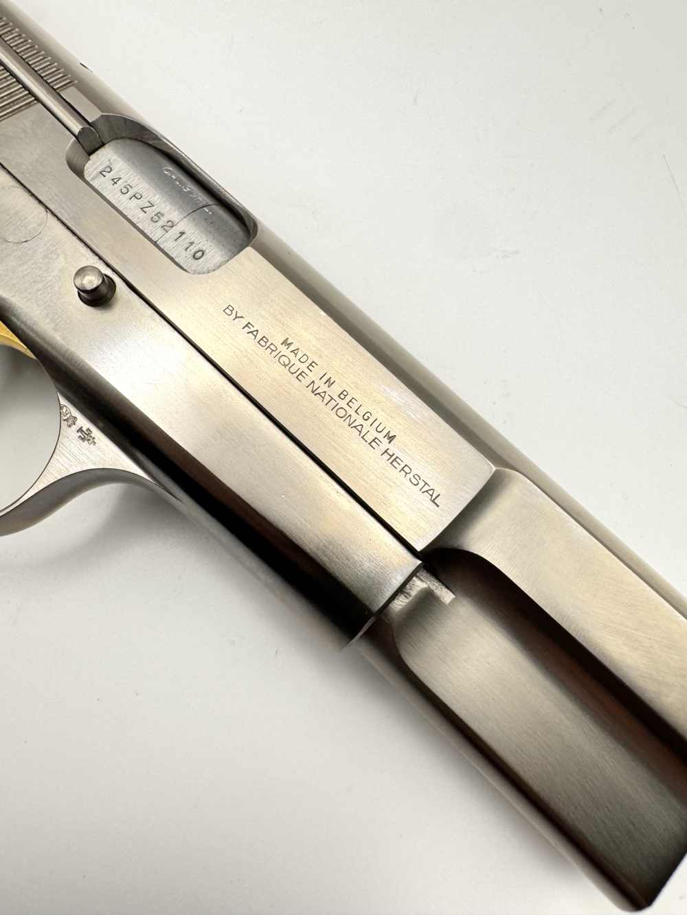 Beautiful 1981 Belgian Browning Hi Power 9mm Pistol Nickel High Belgium-img-11