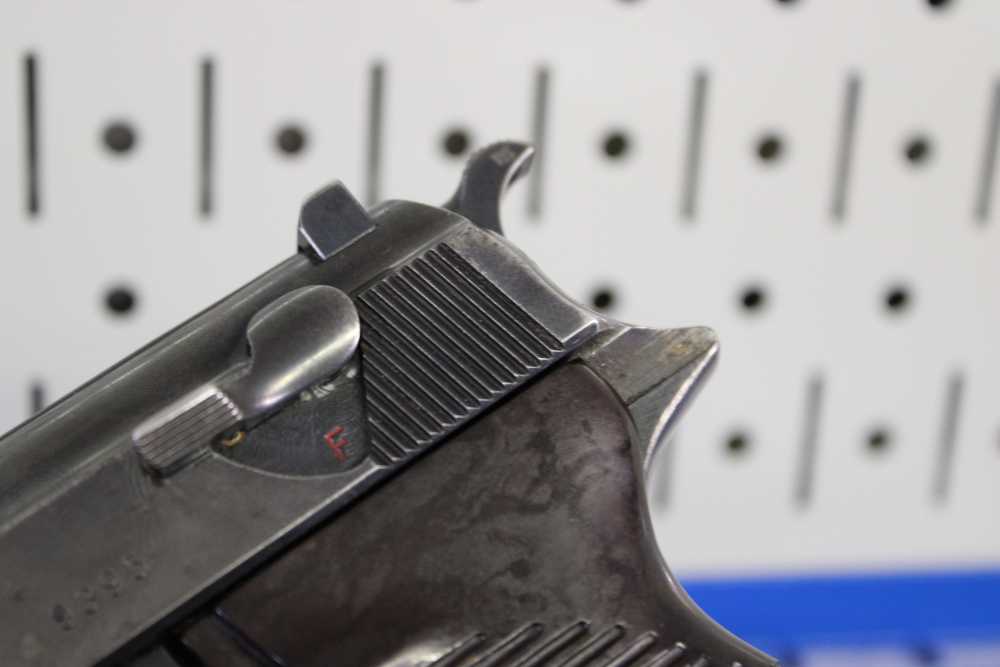 Walther P-38 (ac 41) First Variation - 9mm Luger - 1941 - Matching #'s-img-4