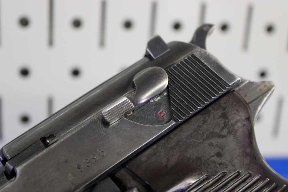 Walther P-38 (ac 41) First Variation - 9mm Luger - 1941 - Matching #'s-img-5