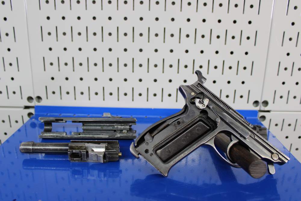 Walther P-38 (ac 41) First Variation - 9mm Luger - 1941 - Matching #'s-img-45