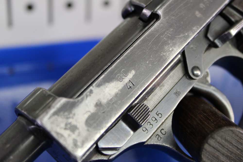 Walther P-38 (ac 41) First Variation - 9mm Luger - 1941 - Matching #'s-img-15