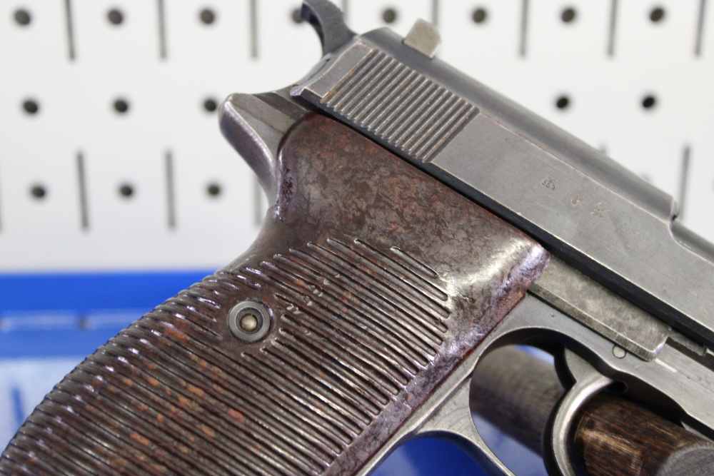 Walther P-38 (ac 45) - 9mm Luger - fnh (WaA76) Barrel - Matching #'s - 1945-img-32