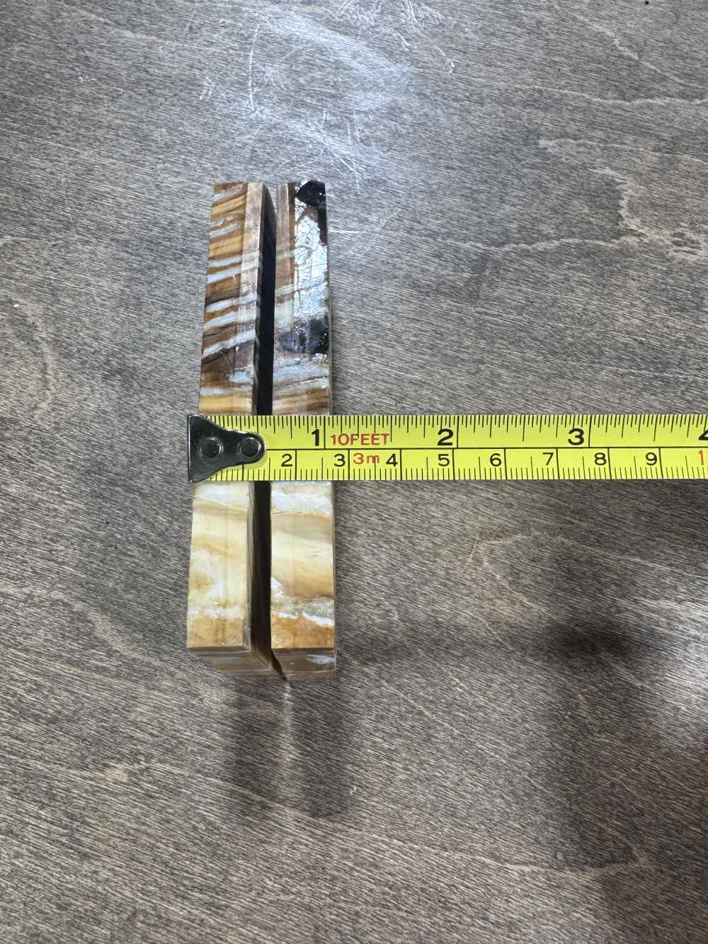 1911 Mammoth grips material -img-2