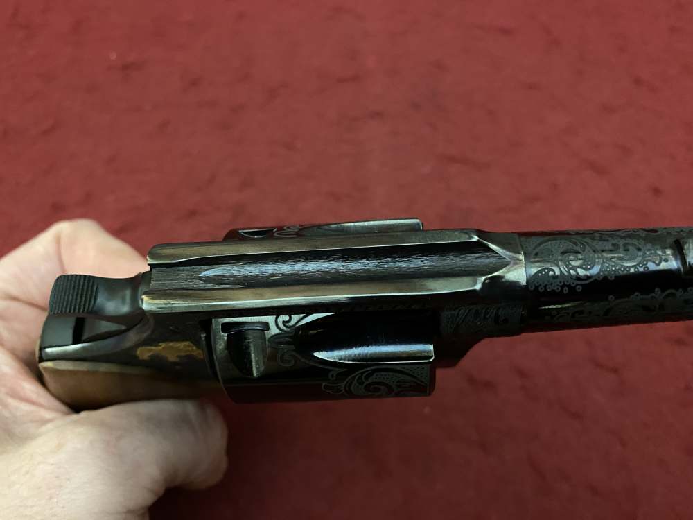 NIB Charter Arms Bulldog .44 spl 3" 50th Anniversary Engraved, Gold Inlay  -img-41