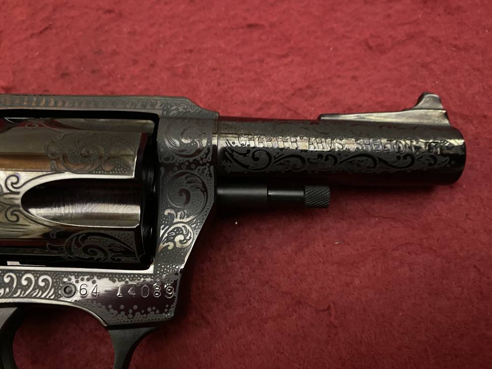 NIB Charter Arms Bulldog .44 spl 3" 50th Anniversary Engraved, Gold Inlay  -img-18