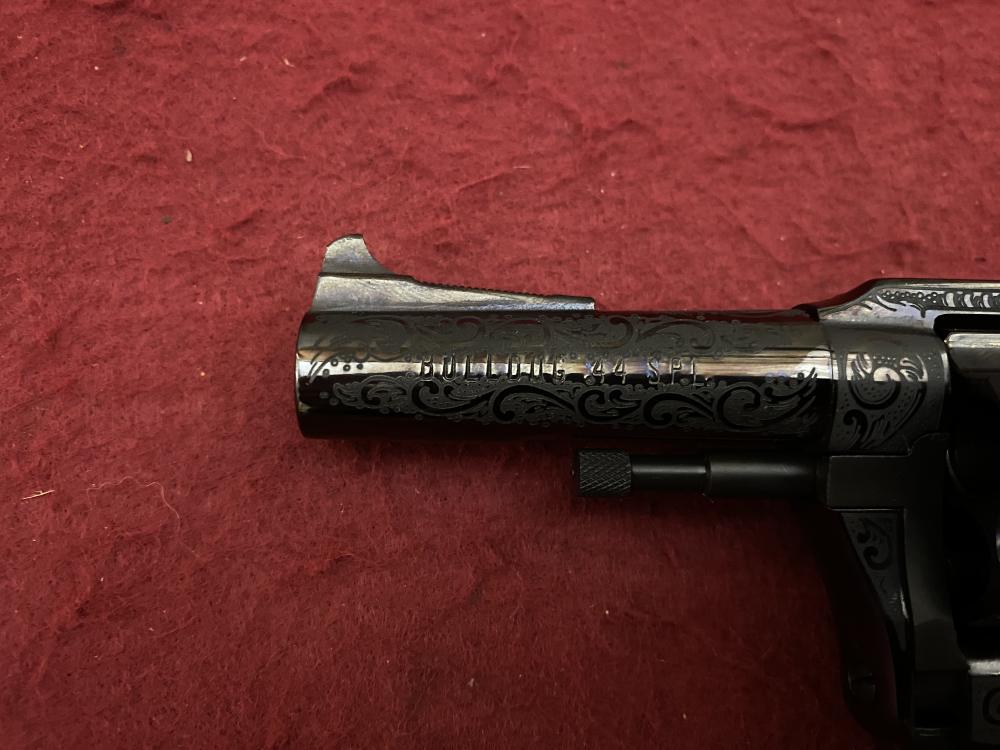 NIB Charter Arms Bulldog .44 spl 3" 50th Anniversary Engraved, Gold Inlay  -img-30