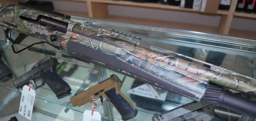 VERY NICE REMINGTON VERSAMAX CAMO 3.5'' 12 GAUGE 26'' WITH EXTENDED M/TUBE-img-4