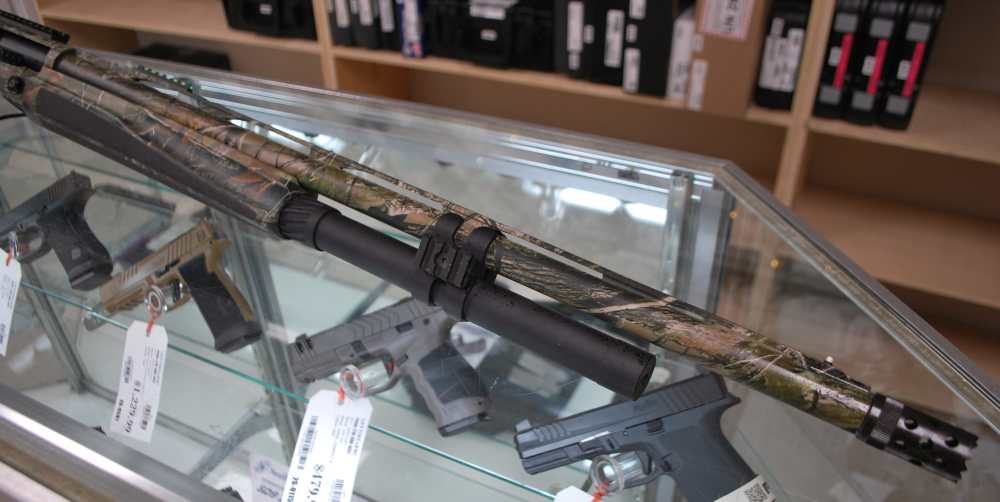 VERY NICE REMINGTON VERSAMAX CAMO 3.5'' 12 GAUGE 26'' WITH EXTENDED M/TUBE-img-5