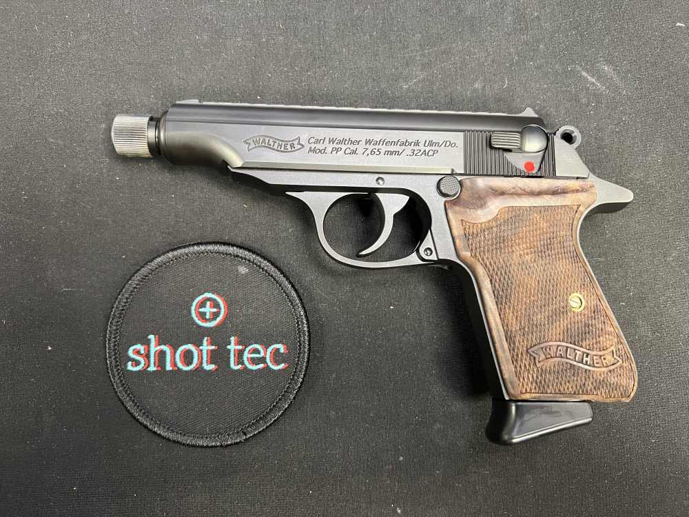 Walther PP 3.9” threaded barrel with walnut grips 32 acp-img-1