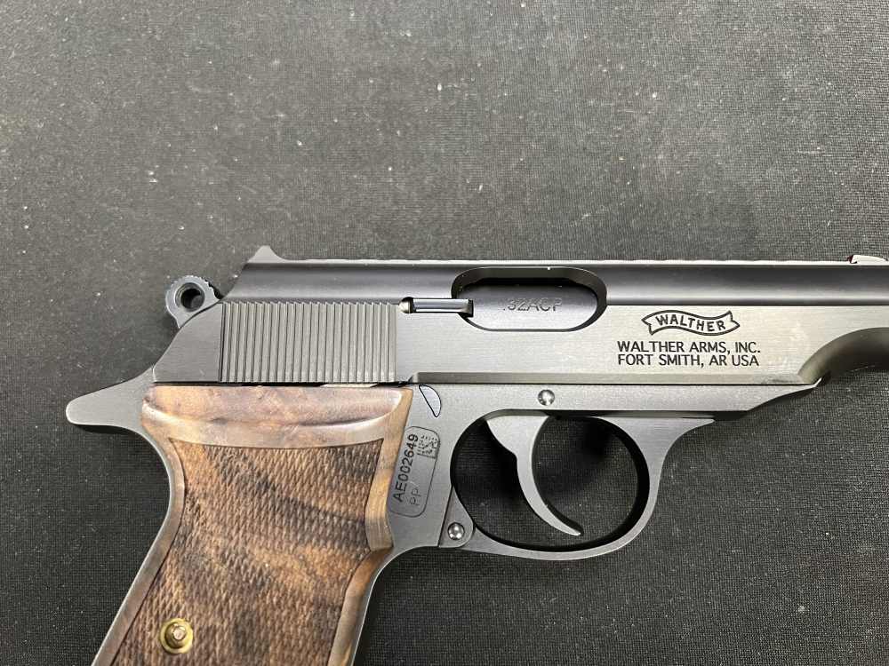 Walther PP 3.9” threaded barrel with walnut grips 32 acp-img-6