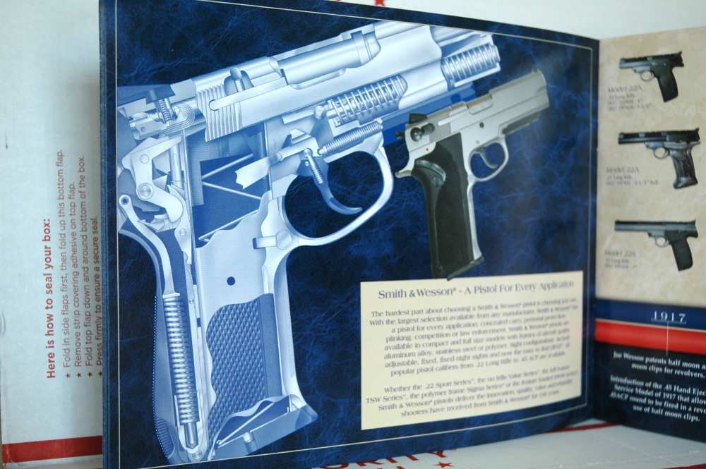 Smith & Wesson 150th Anniversary 2002 Catalog  -43 Page Excellent Condition-img-7