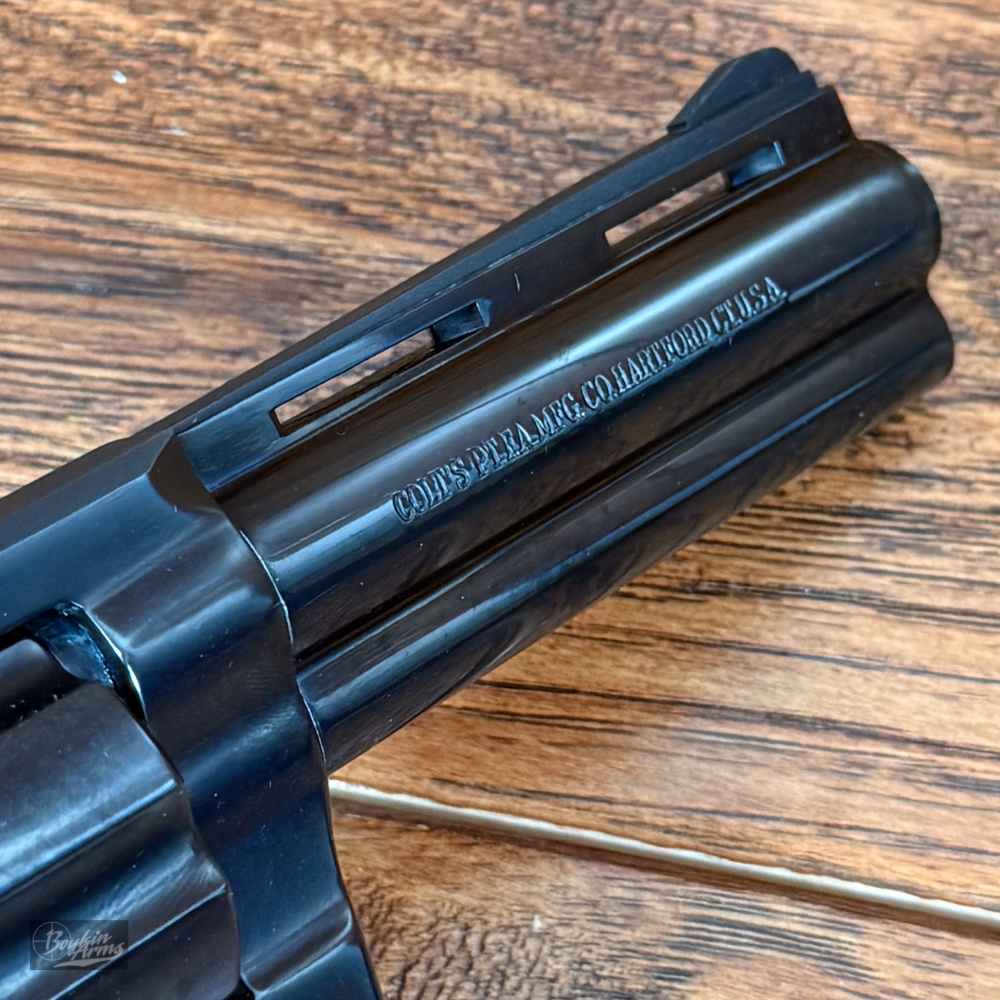 Spectacular Vintage 1969 Colt Diamondback 4" 22lr LNIB Incredible Blue -img-11