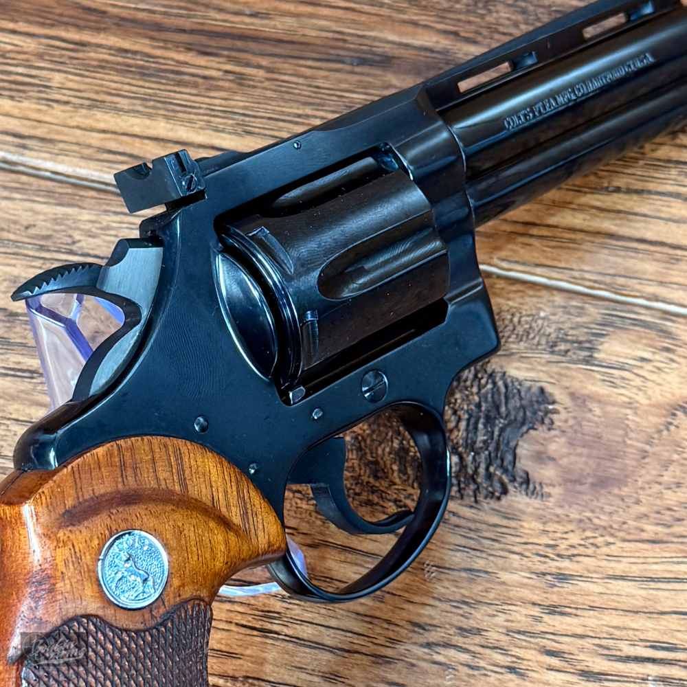 Spectacular Vintage 1969 Colt Diamondback 4" 22lr LNIB Incredible Blue -img-10