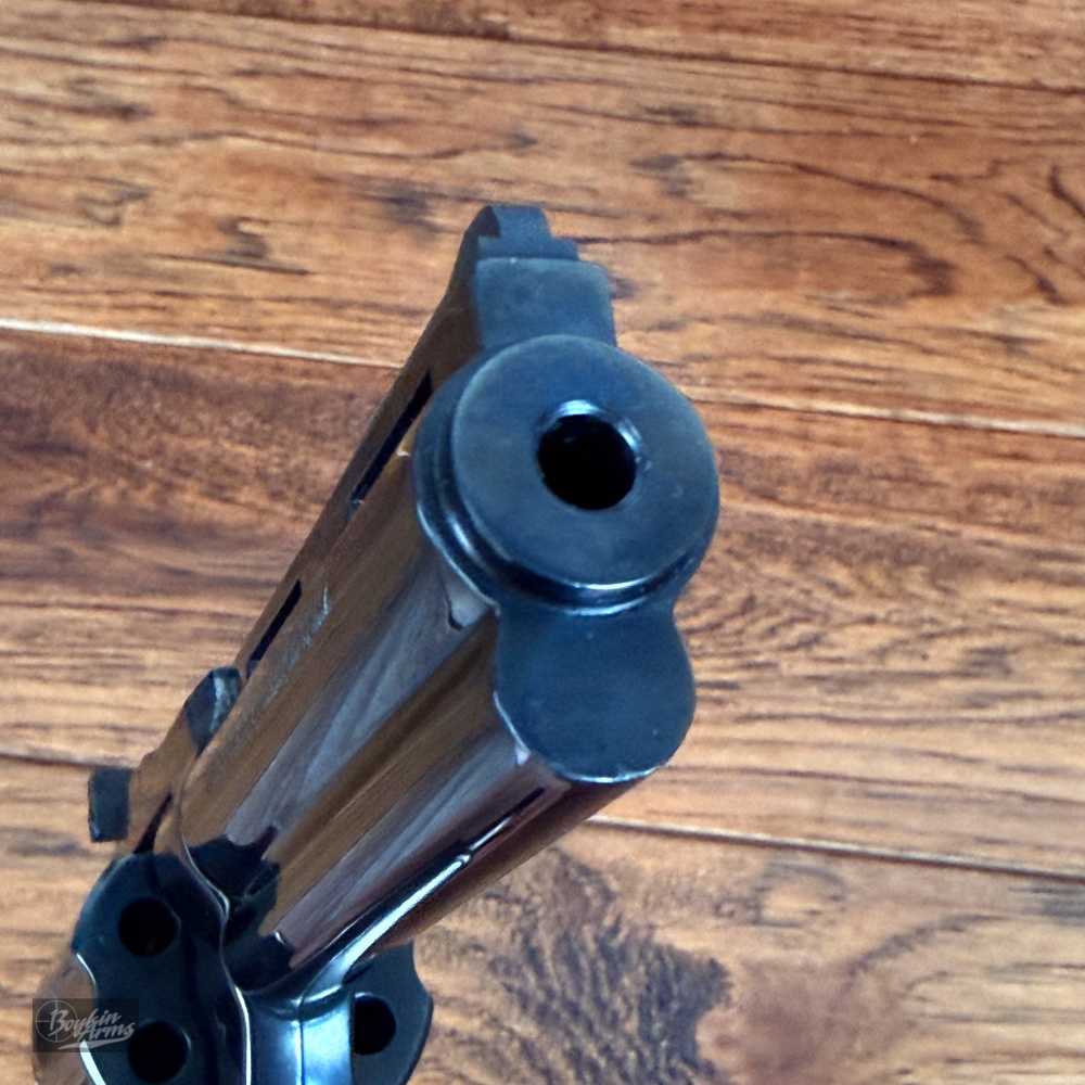 Spectacular Vintage 1969 Colt Diamondback 4" 22lr LNIB Incredible Blue -img-18