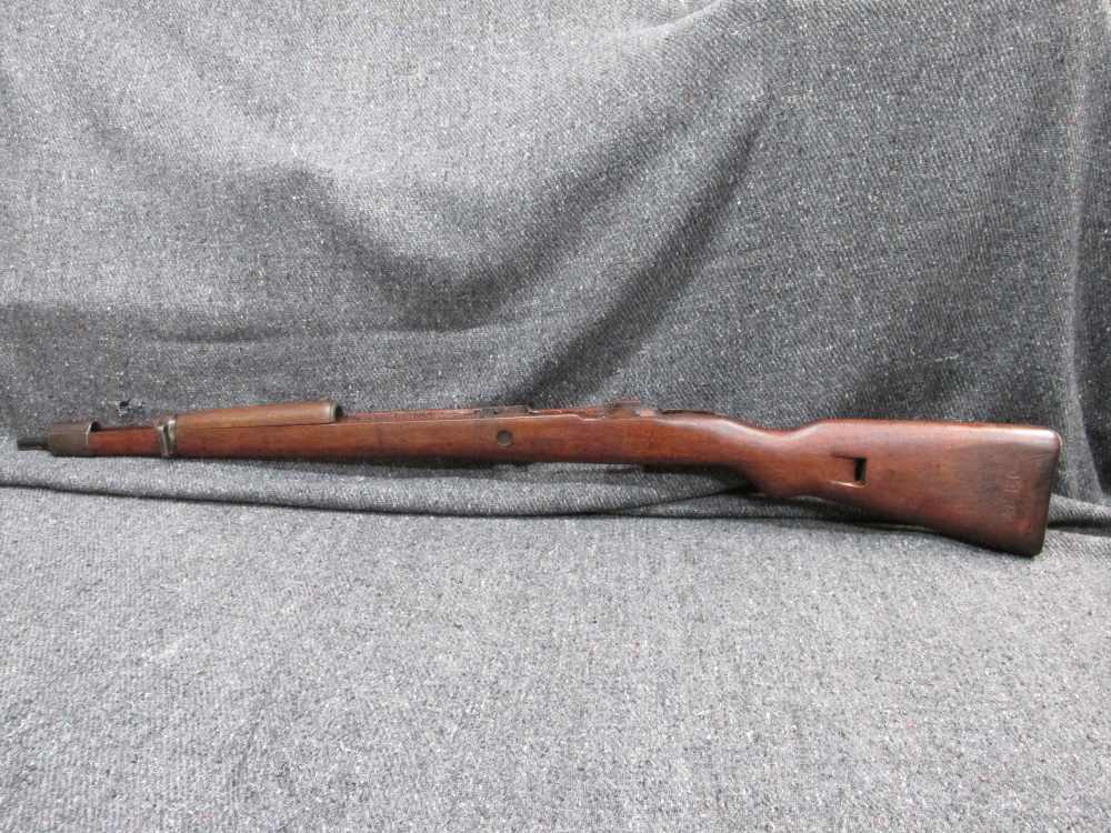 98K MAUSER RIFLE STOCK SET-POST WWII YUGOSLAV MADE-WALNUT/FLAT BUTTPLATE-img-0