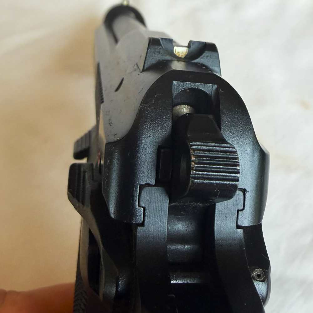 2000 Beretta 84FS Cheetah .380 Made in Italy    *Excellent*-img-7