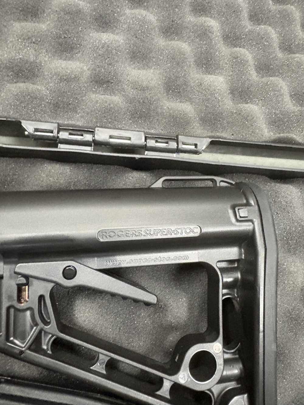 Diamondback DB15 5.56 NATO FDE AR-15 Rifle – Folding Sights – 3 Magazines-img-3