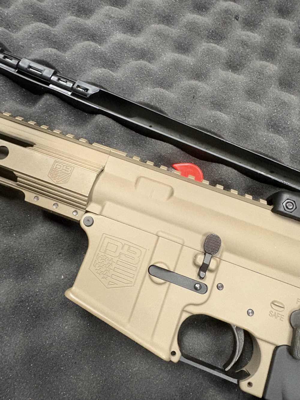 Diamondback DB15 5.56 NATO FDE AR-15 Rifle – Folding Sights – 3 Magazines-img-2