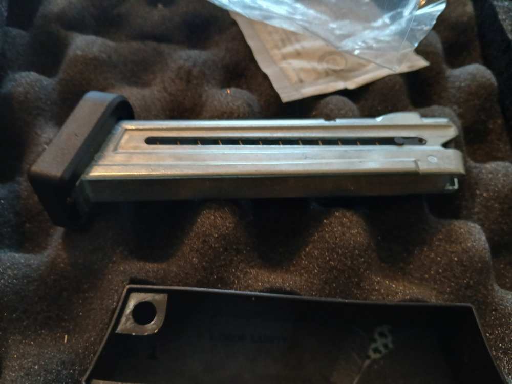 ATI GSG FIRE FLY 22 LR THREADED BARREL   PRICE DROP-img-3
