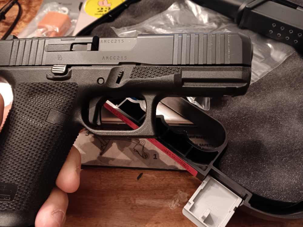 GLOCK 45 GEN 6. 9MM. NEW PRICE DROP-img-4