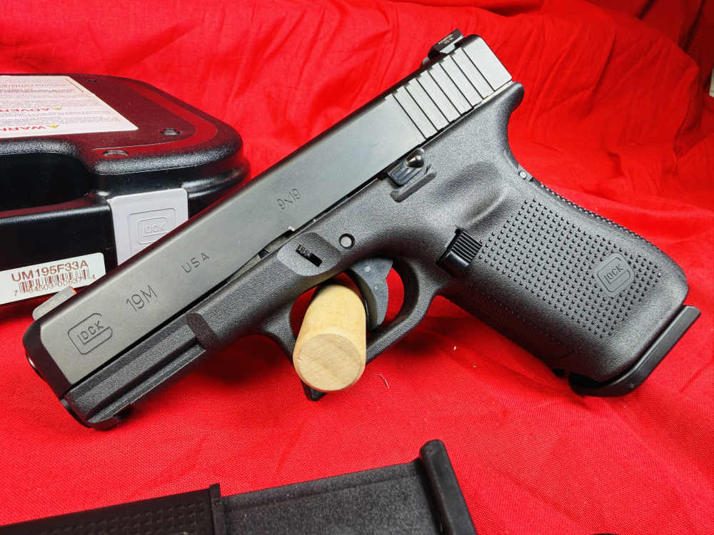 NDLC INTERNALS FBI GLOCK 19M NOS 9MM AMERIGLO NIGHT SIGHTS PENNY START-img-0