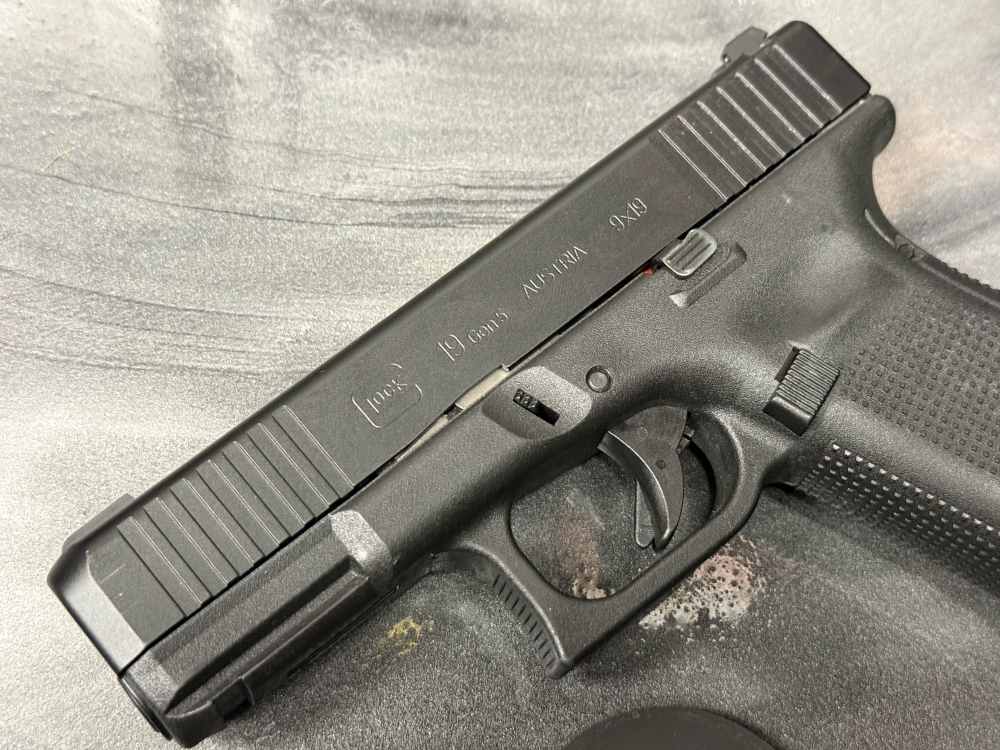 Glock 19 Gen5 9mm Zaffiri Gold Barrel Trijicon Night Sights TTI+5 NR! PS!-img-2