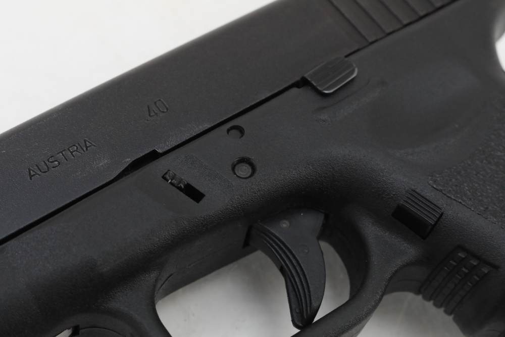 Glock 27 40 S&W 3.5" with 9mm Conversion Factory Box FOUR MAGS No Reserve! -img-7