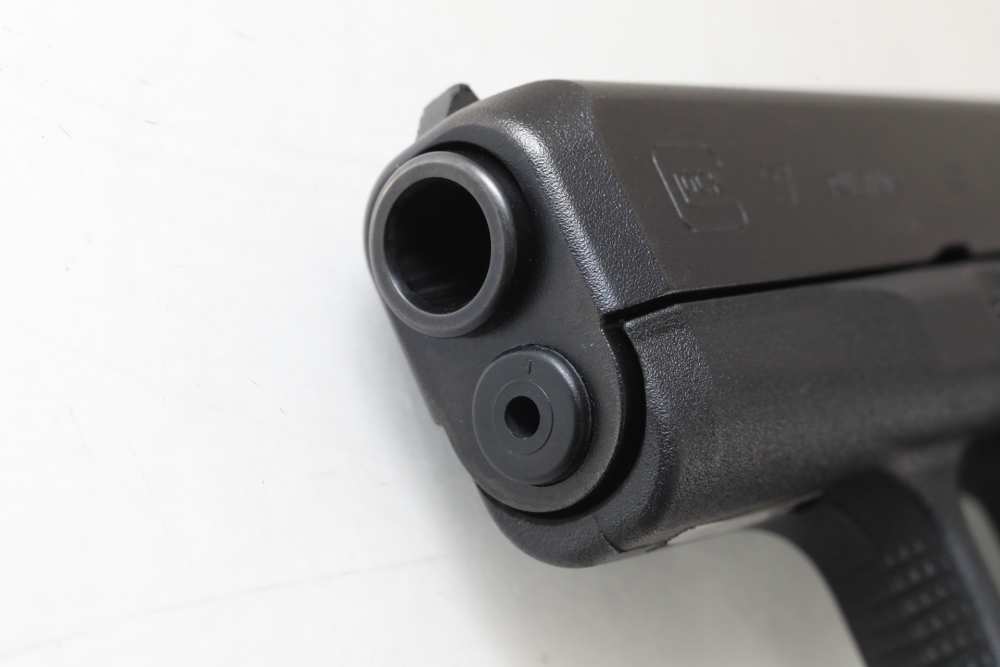 Glock 27 40 S&W 3.5" with 9mm Conversion Factory Box FOUR MAGS No Reserve! -img-3