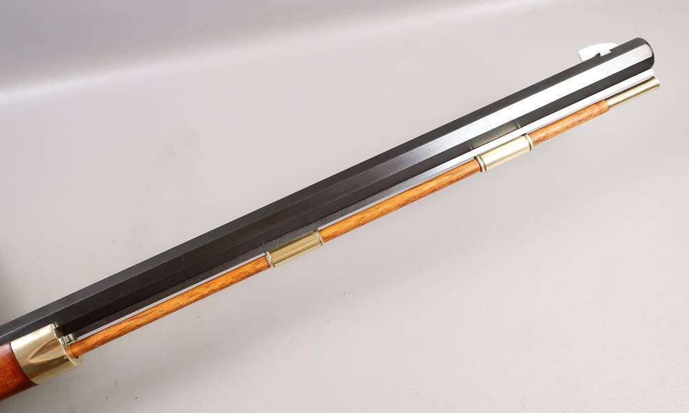CVA MOUNTAIN RIFLE 50 Cal 32 In Barrel MINT BORE Hawken Muzzleloader NICE-img-33