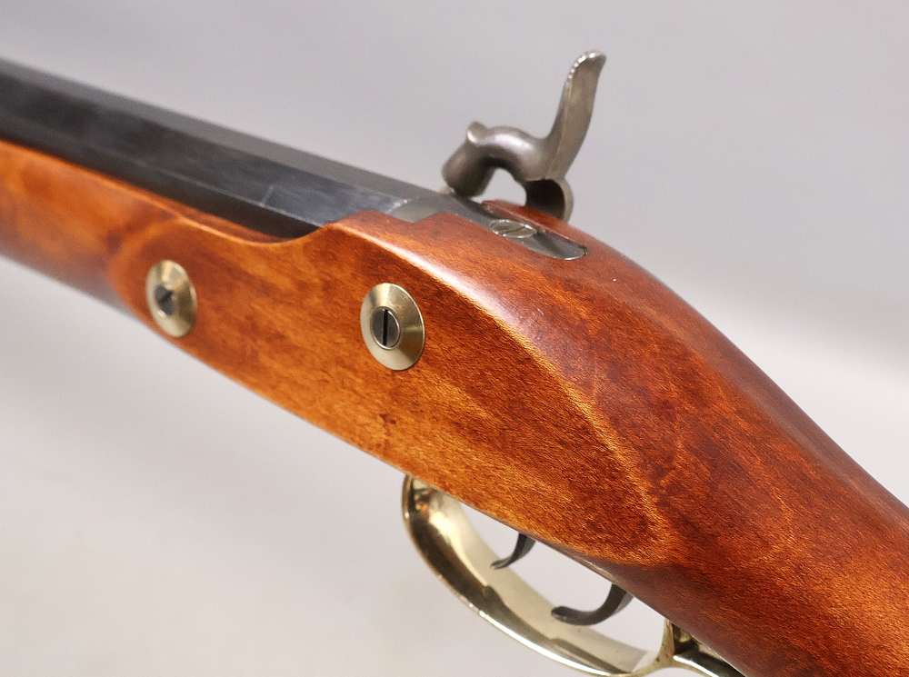 CVA MOUNTAIN RIFLE 50 Cal 32 In Barrel MINT BORE Hawken Muzzleloader NICE-img-2