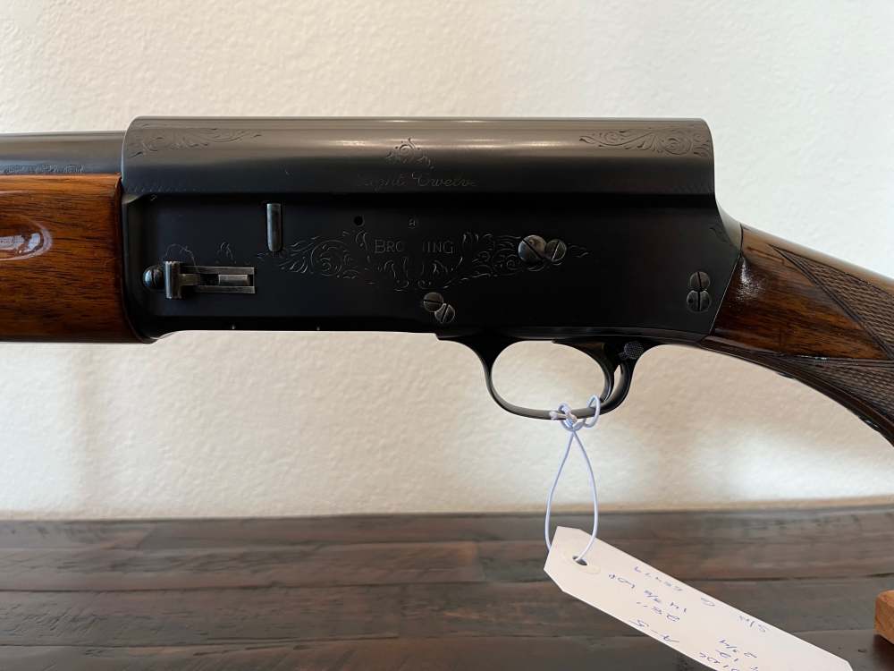 1957 Browning A-5 Light Twelve, Round knob 28" Mod-img-1
