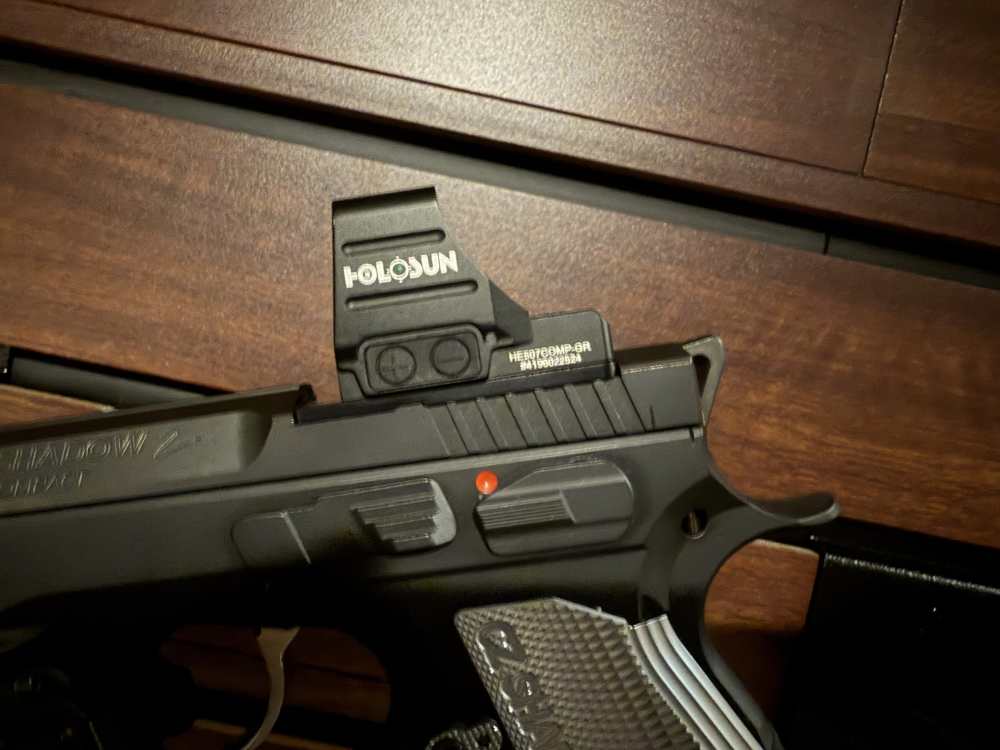 CZ Shadow 2 Compact w/ optic, light -img-2