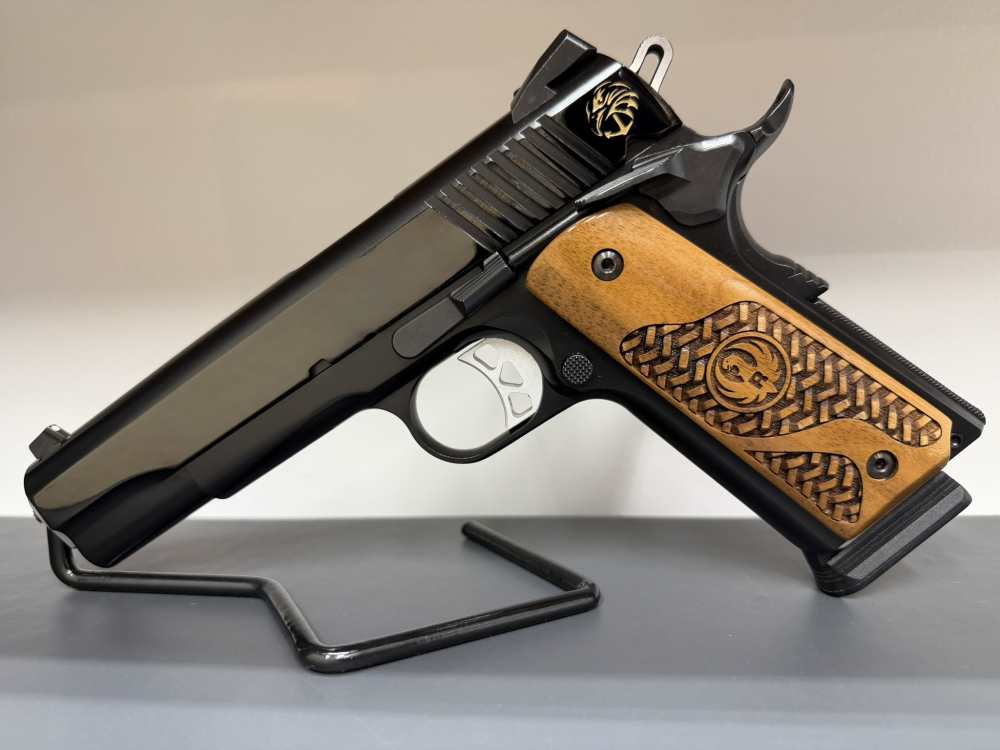 RUGER 1911 NAVY SEAL COMMEMORATIVE LIMITED EDITION TALO*AMAZING COLLECTOR*-img-0